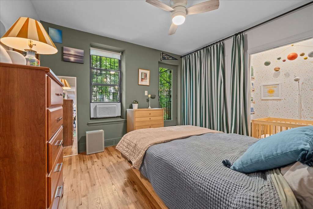 425 Lincoln Place, Unit 1RG photo 8