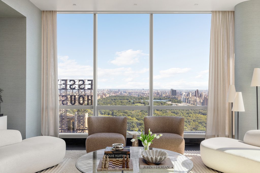 157 West 57th Street, Unit 50C photo 3