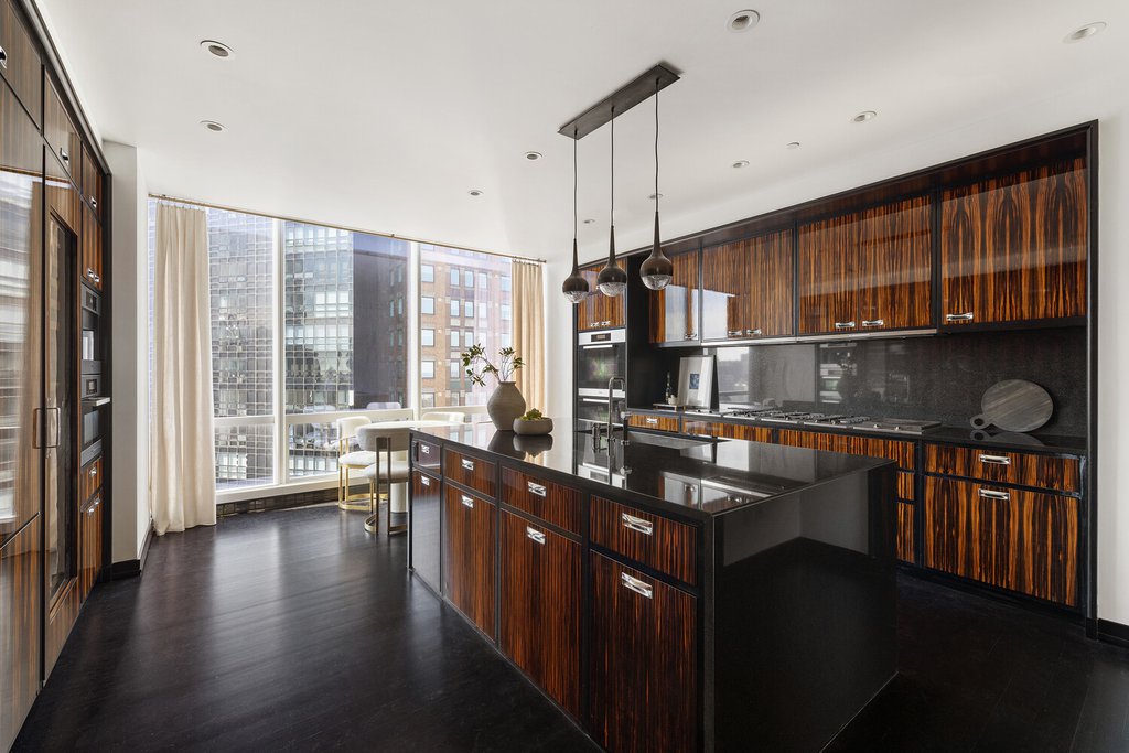 157 West 57th Street, Unit 50C photo 9