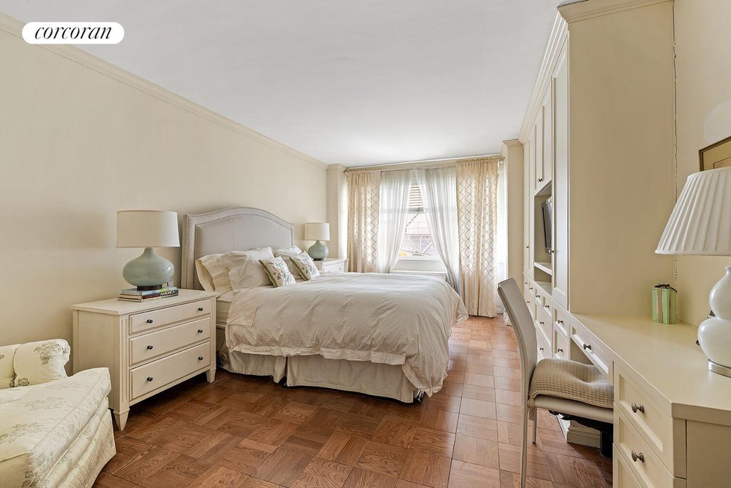 201 East 66th Street, Unit 2D photo 2