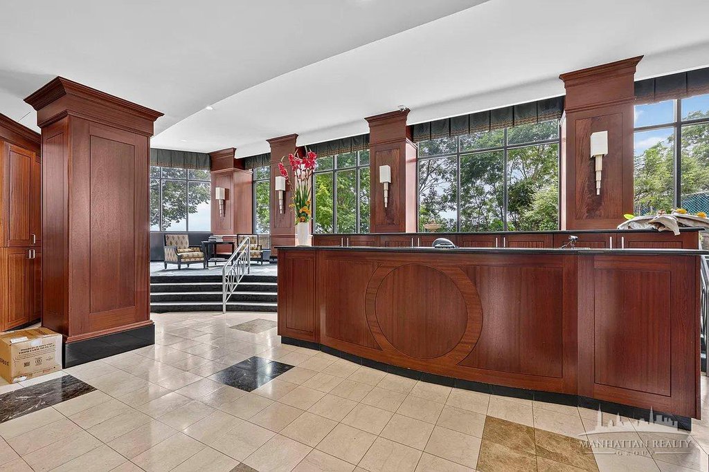 380 Rector Place, Unit 8J photo 11