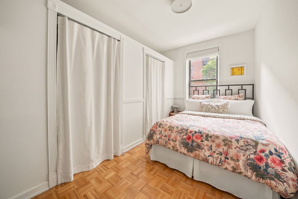 233 Park Place, Unit 16 photo 3