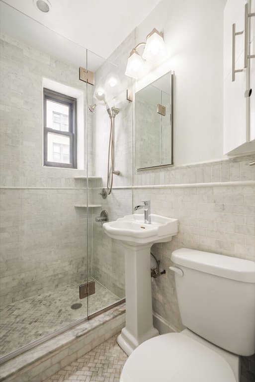233 Park Place, Unit 16 photo 6