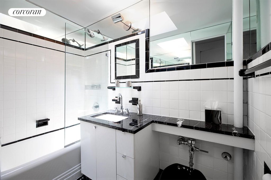 240 East 24th Street, Unit 4B photo 9
