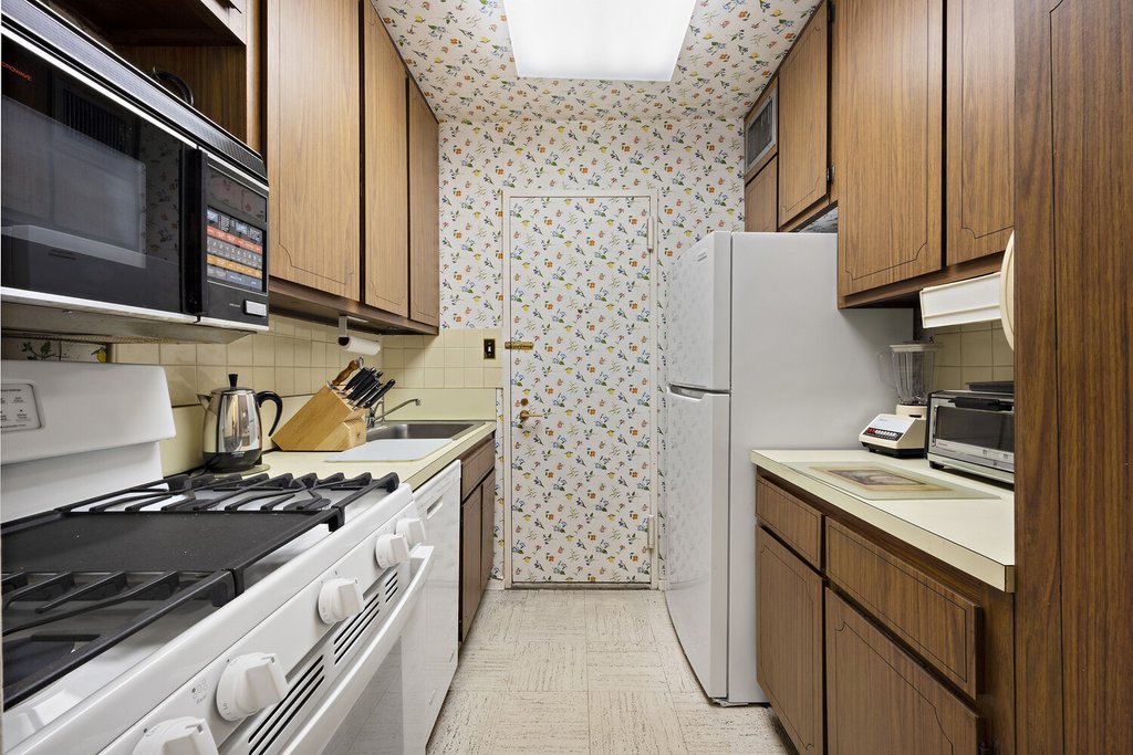 400 East 56th Street, Unit 23F photo 8