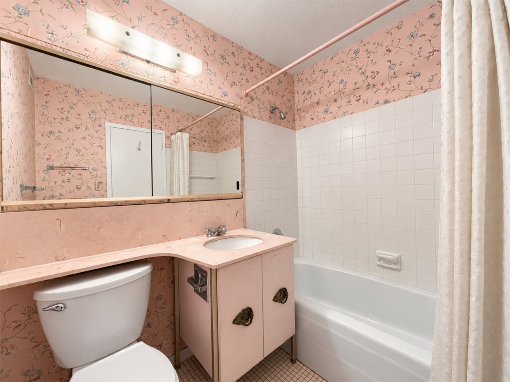 201 West 70th Street, Unit 10H photo 7
