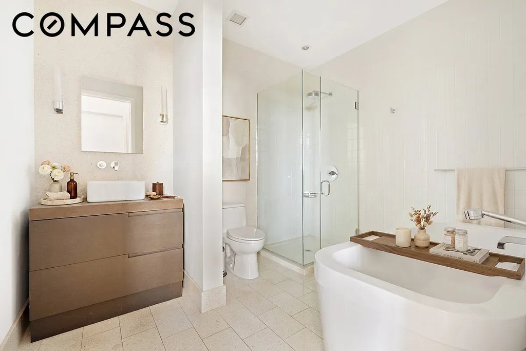 360 Furman Street, Unit 715 photo 13
