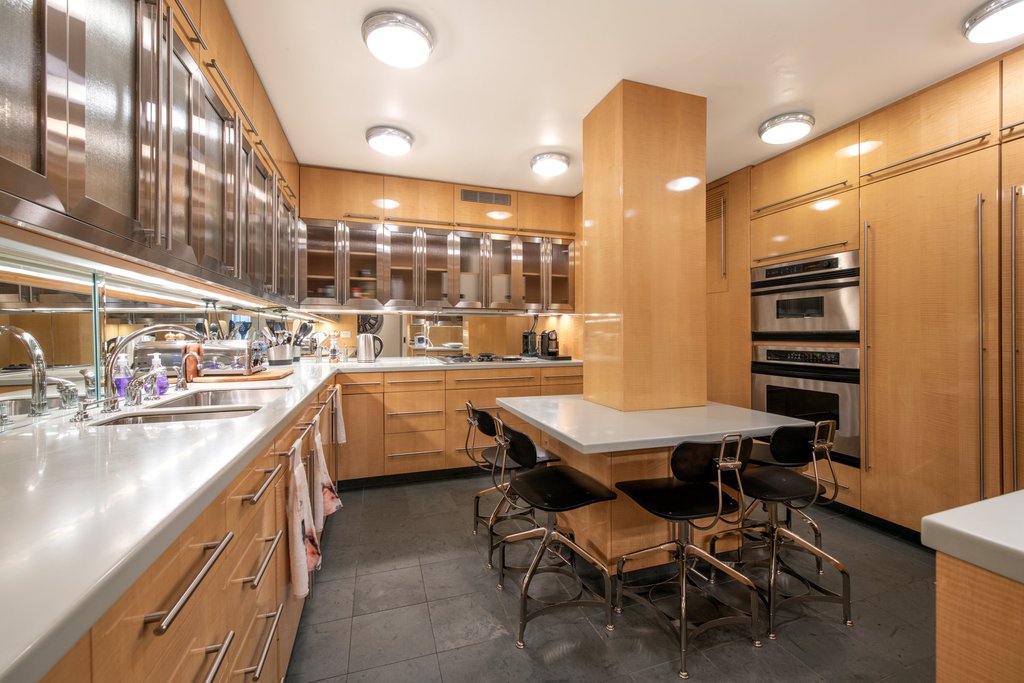 575 Park Avenue, Unit 107 photo 3