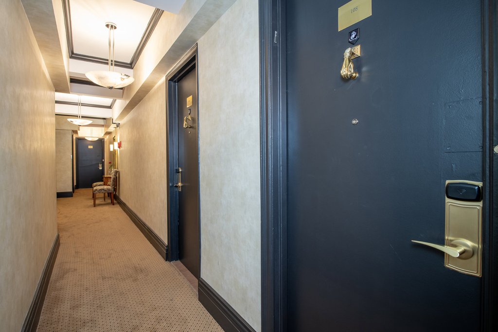 575 Park Avenue, Unit 108 photo 7