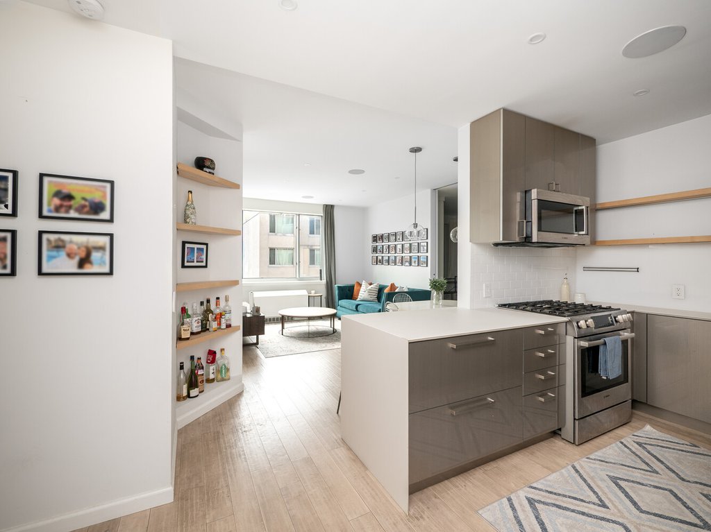 40 West 116th Street, Unit A916 photo 8