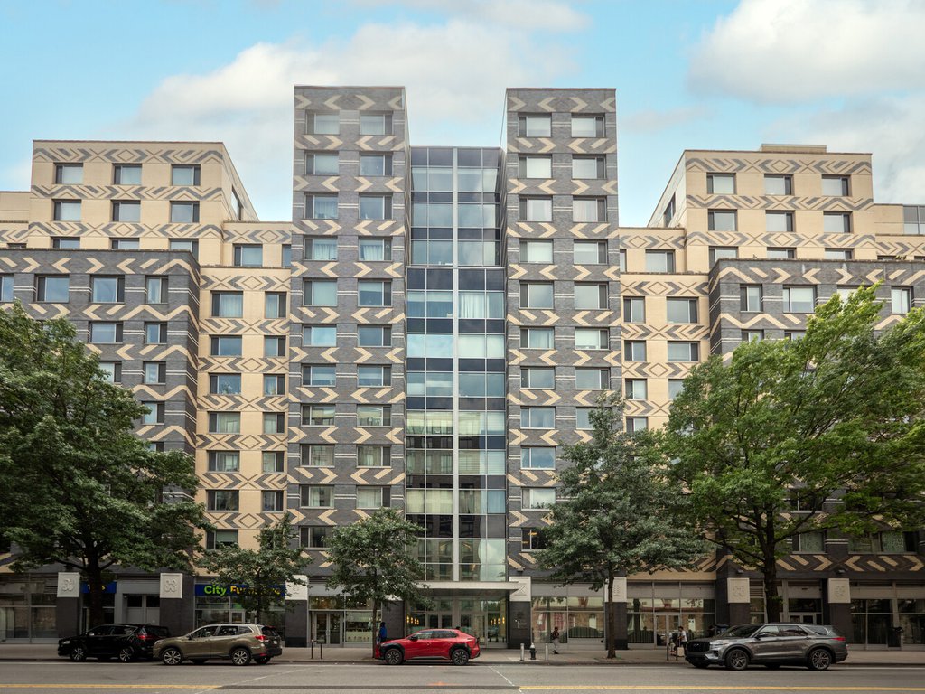 40 West 116th Street, Unit A916 photo 14