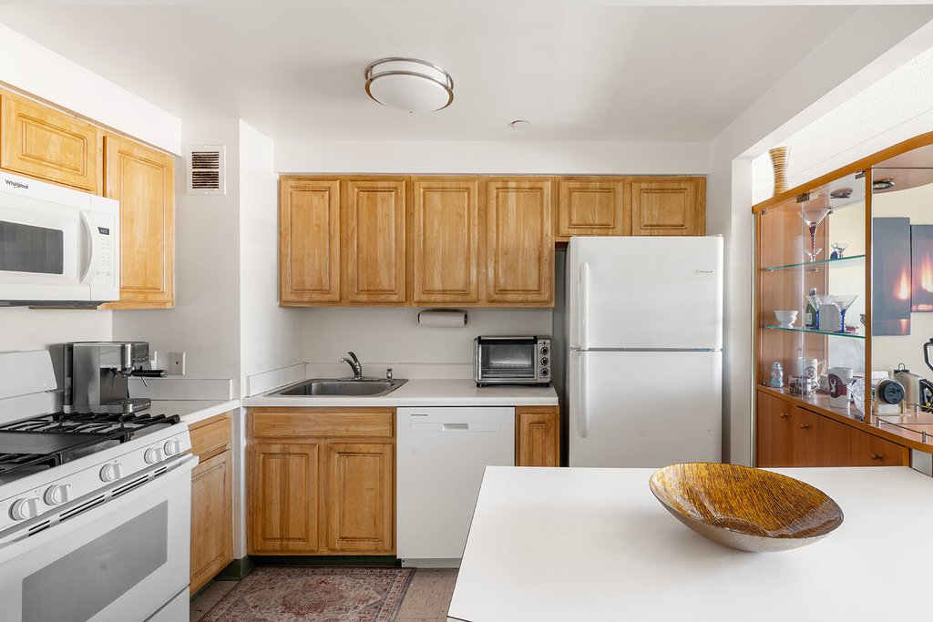 102 Bradhurst Avenue, Unit 1007 photo 5