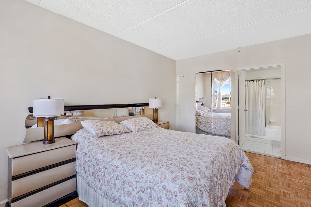 102 Bradhurst Avenue, Unit 1007 photo 11