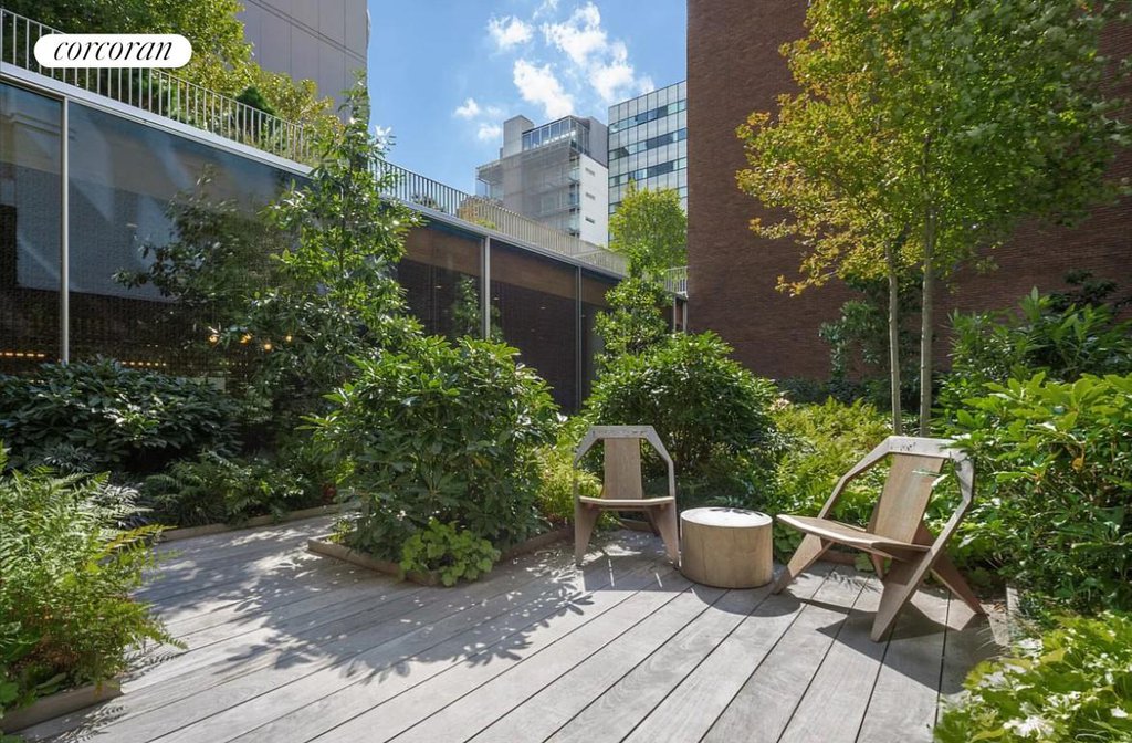 527 West 27th Street, Unit 3A photo 14