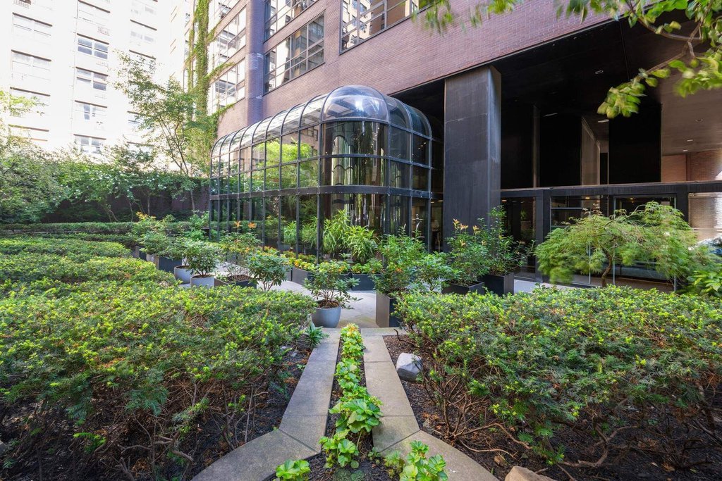 415 East 54th Street, Unit 25C photo 17