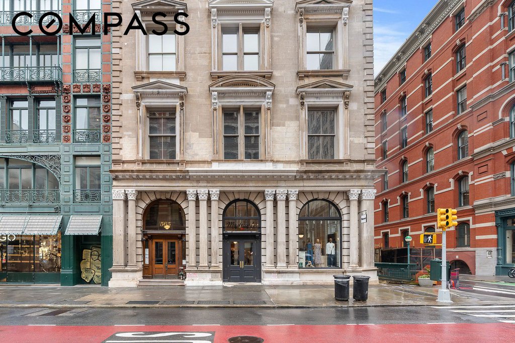 565 Broadway, Unit 8 photo 6