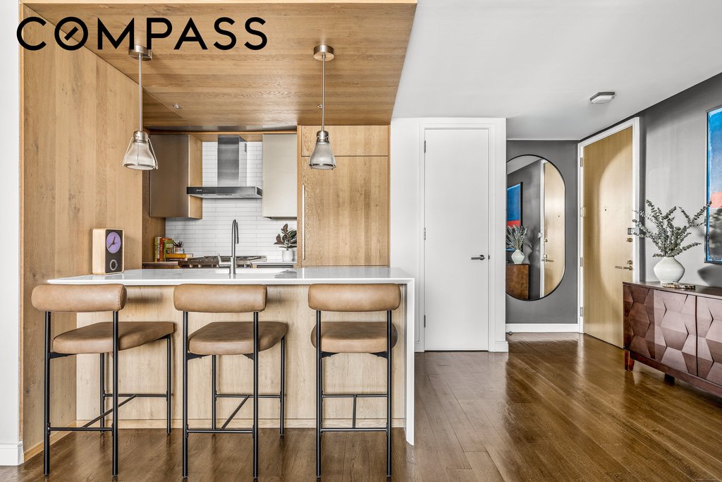 211 East 13th Street, Unit PH1B photo 3