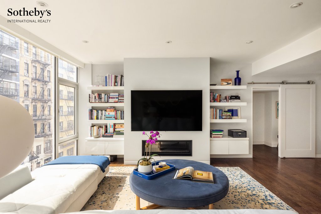 433 East 74th Street, Unit 4A photo 3