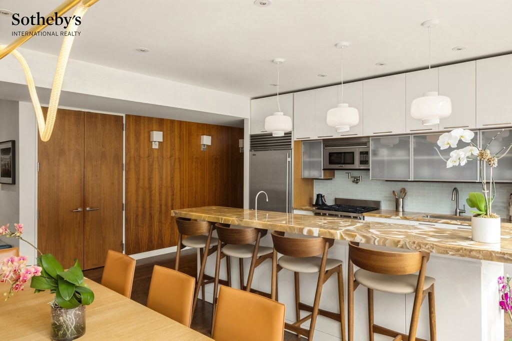 433 East 74th Street, Unit 4A photo 8