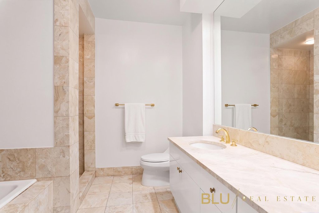 200 Riverside Boulevard, Unit 12N photo 6