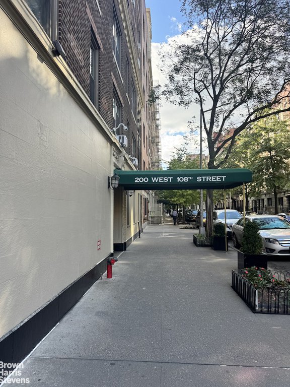 200 West 108th Street, Unit 4CD photo 17