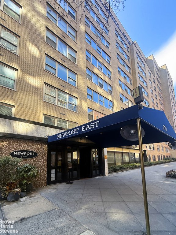 370 East 76th Street, Unit A1501 photo 12