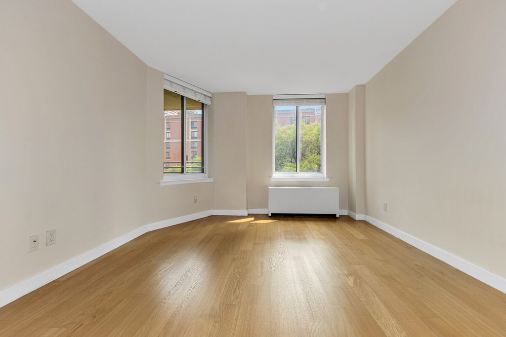 333 Rector Place, Unit 508 photo 5