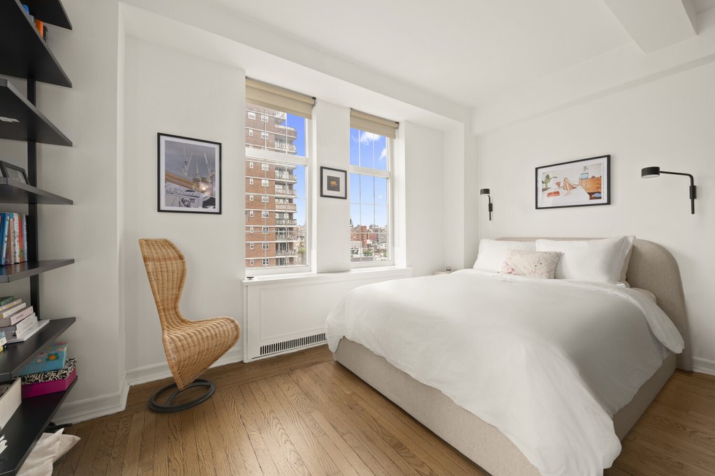405 West 23rd Street, Unit 12B photo 3