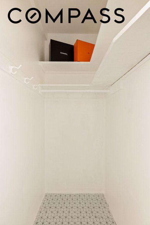 25 Tudor City Place, Unit 2008 photo 5