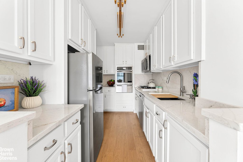 205 West End Avenue, Unit 10B photo 6