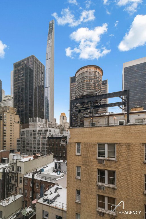 25 West 54th Street, Unit 10B photo 6