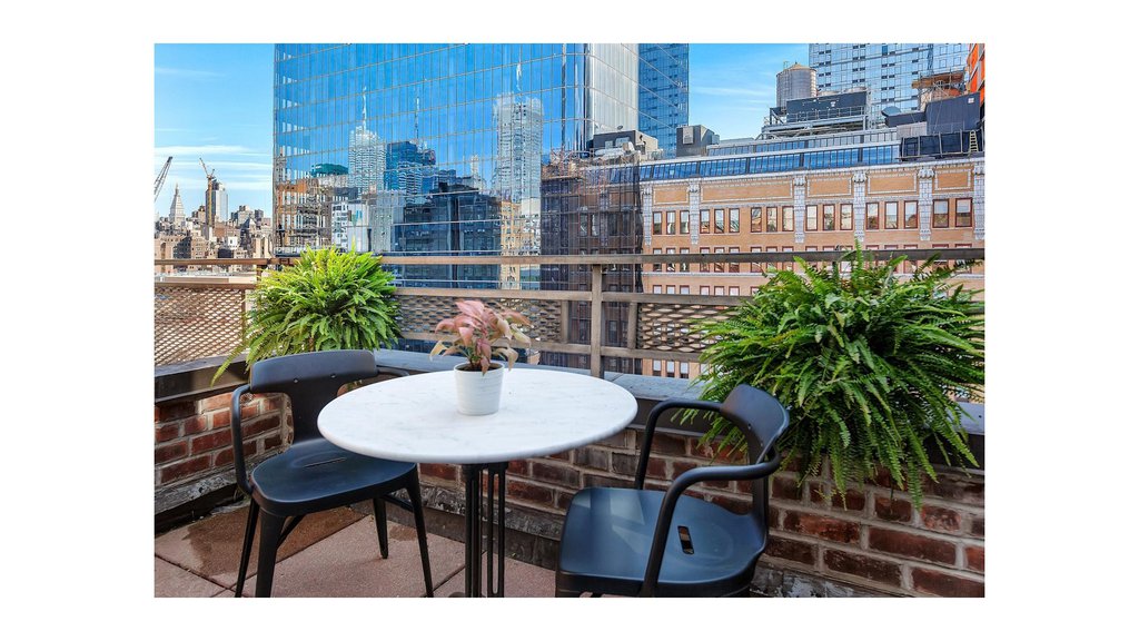 430 West 34th Street, Unit PHB photo 6