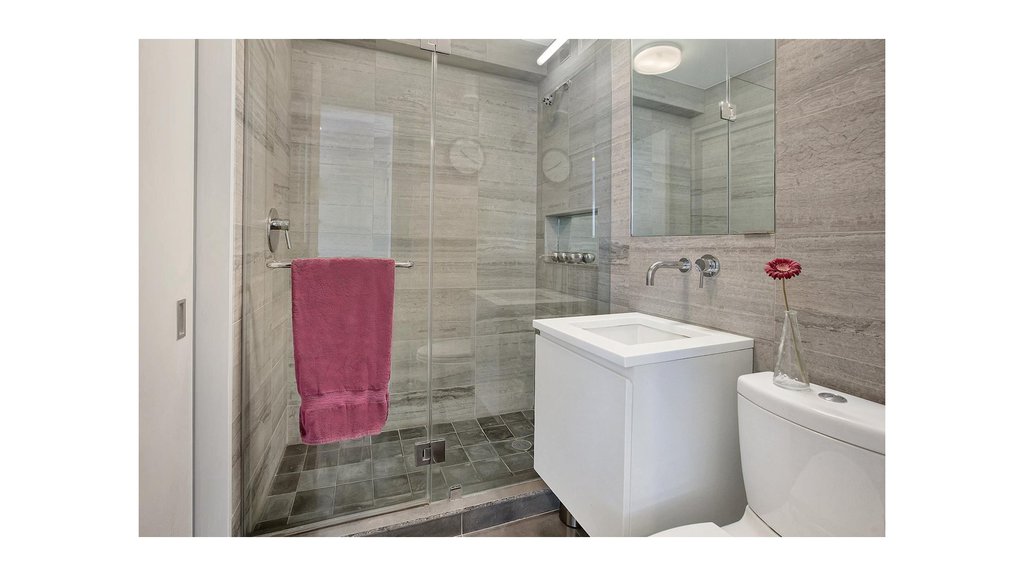 430 West 34th Street, Unit PHB photo 5