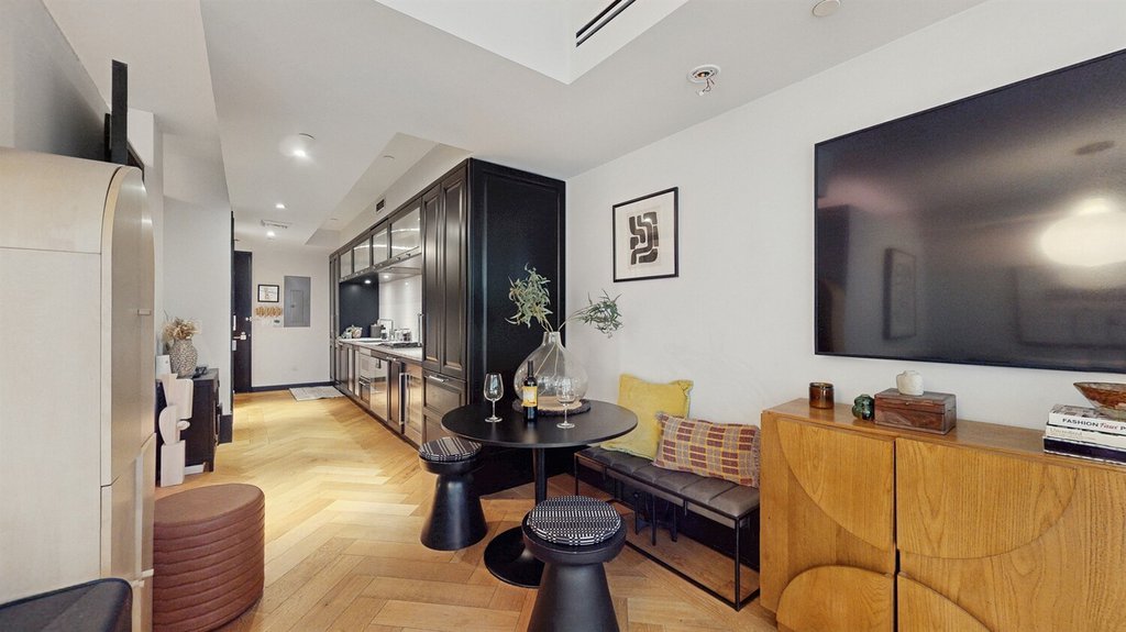 51 Jay Street, Unit 5H photo 4