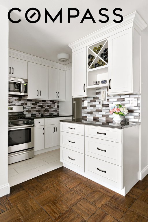 139 East 33rd Street, Unit 7F photo 4