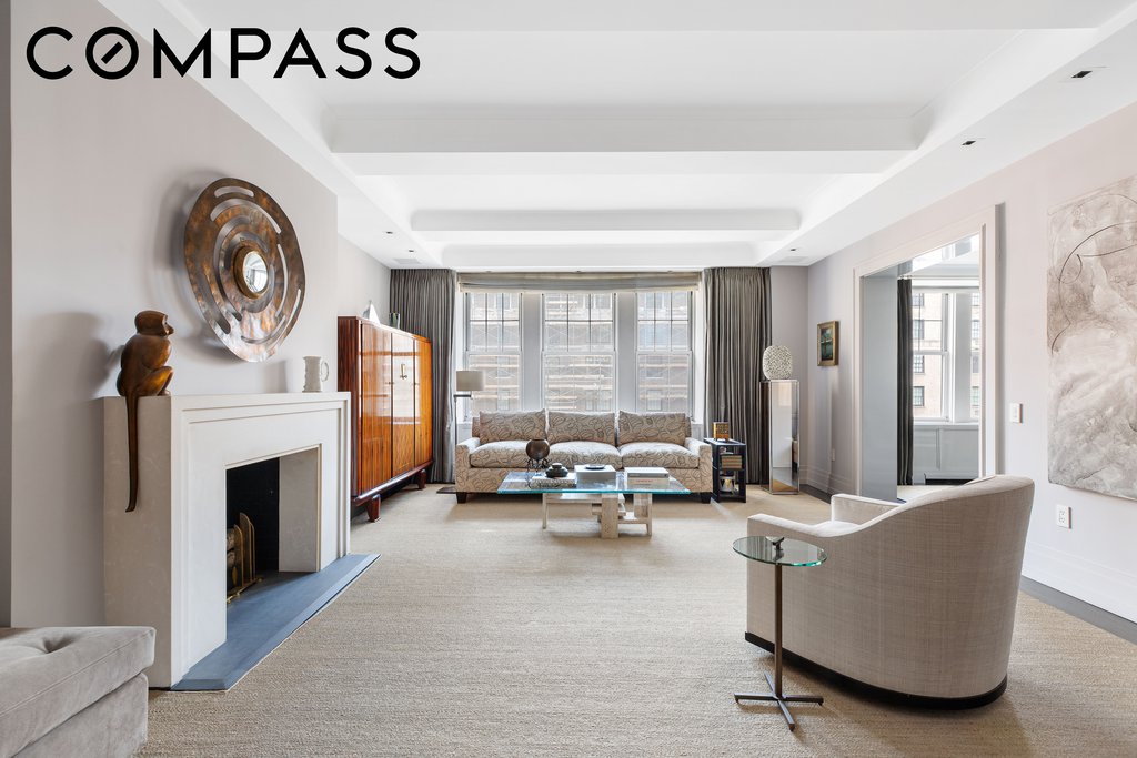 575 Park Avenue, Unit 902