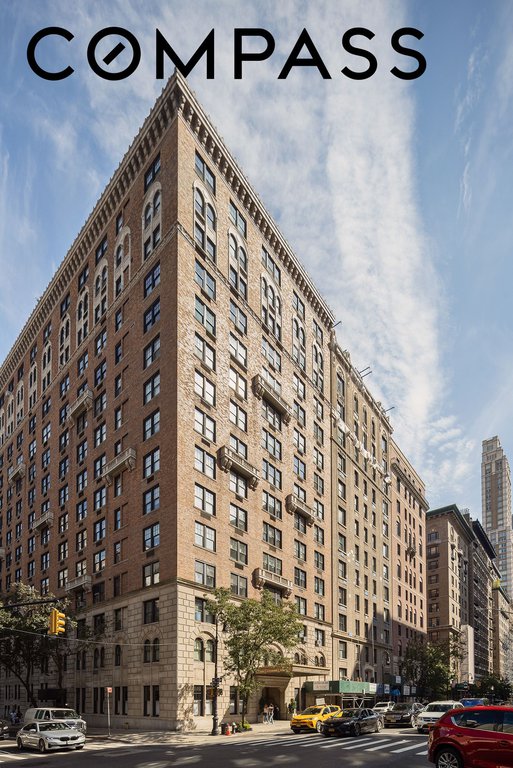 575 Park Avenue, Unit 902 photo 16