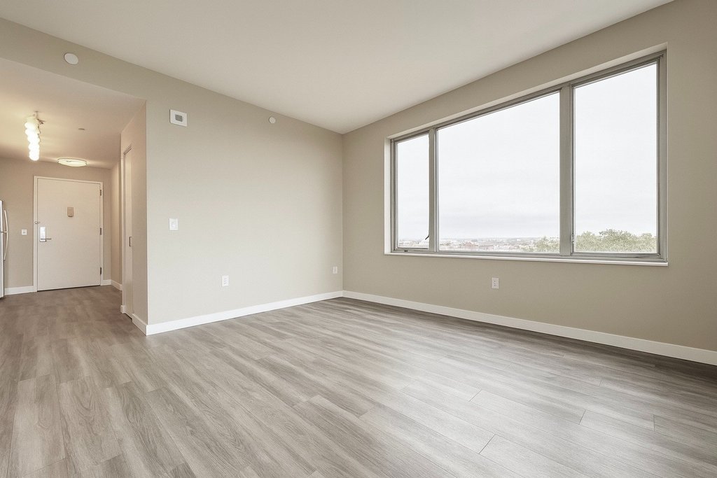 1524 Sheepshead Bay Road, Unit 14F photo 3