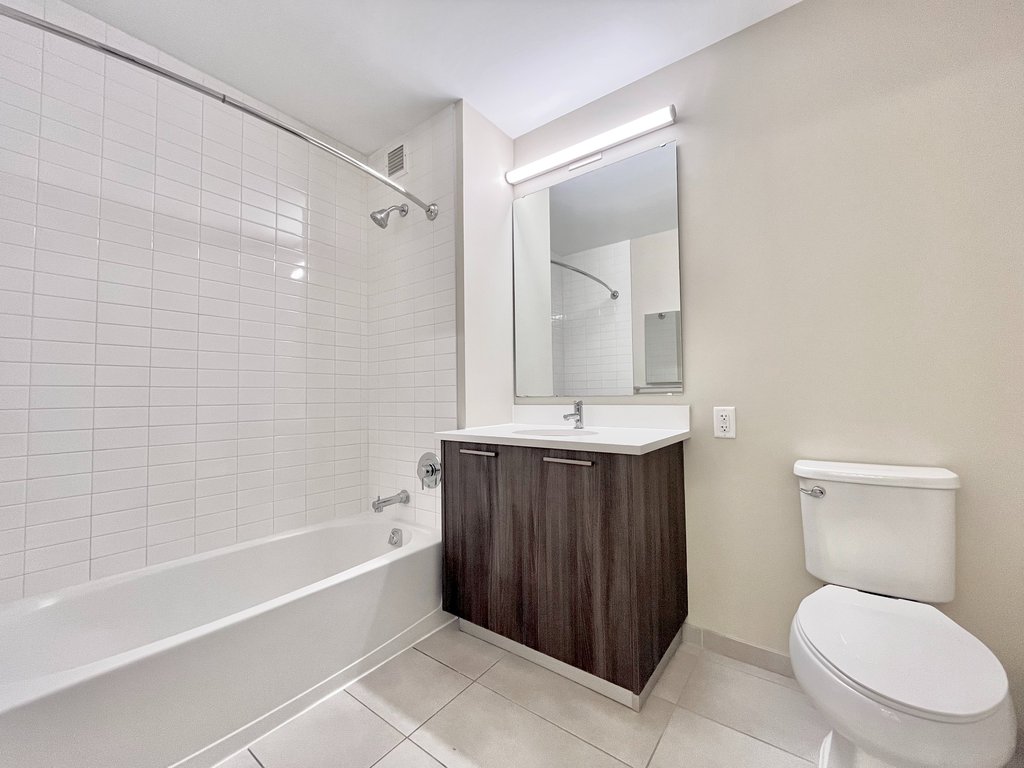 1524 Sheepshead Bay Road, Unit 14F photo 7
