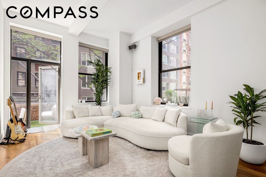 Image 1 of 10 for 140 West 22nd Street #2F in Manhattan, New York, NY, 10011