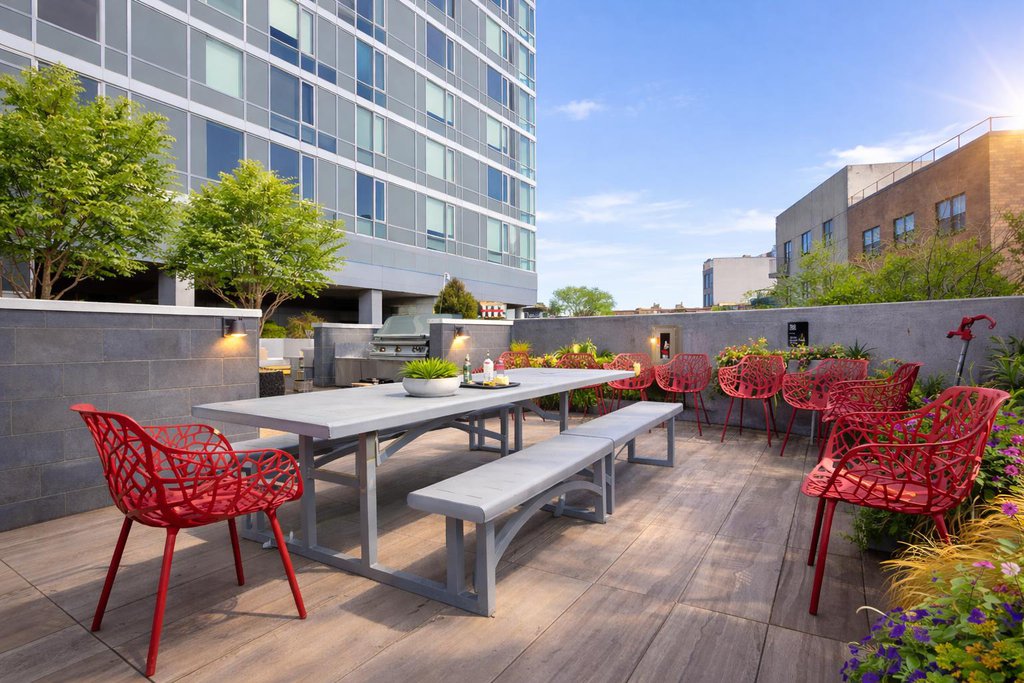 1524 Sheepshead Bay Road, Unit 4G photo 2