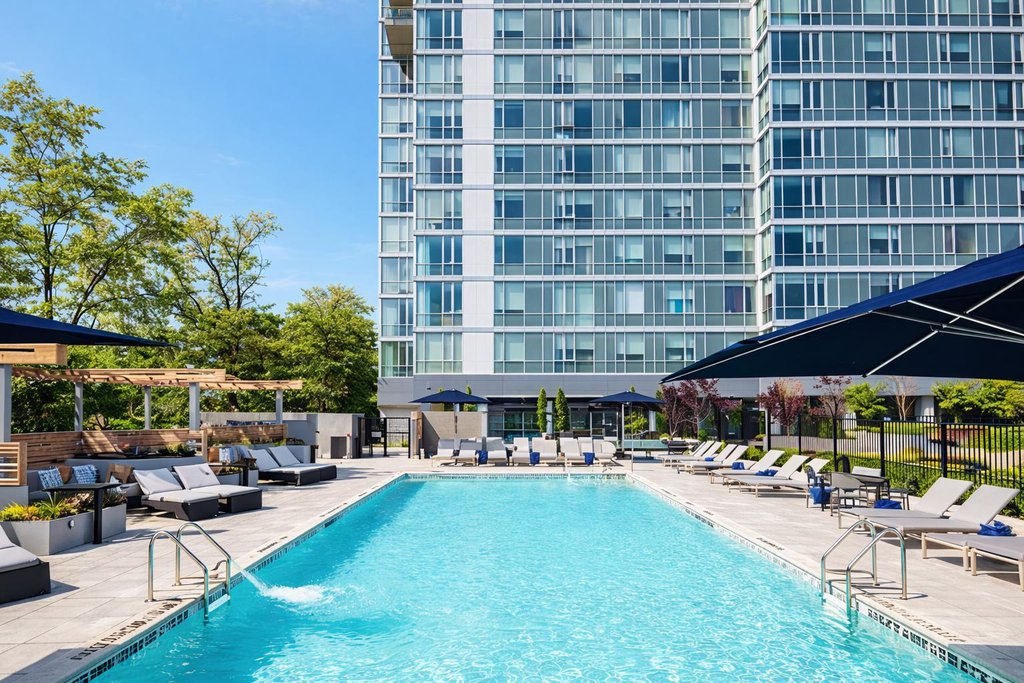 1524 Sheepshead Bay Road, Unit 4G photo 5
