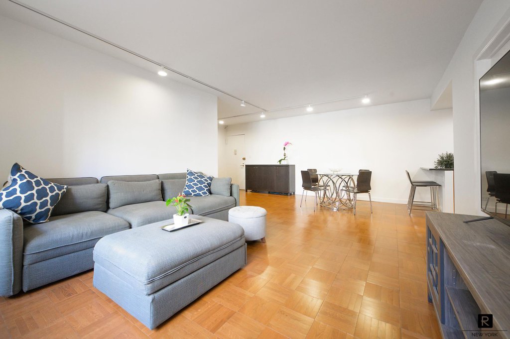 Image 1 of 7 for 400 East 56th Street #3E in Manhattan, New York, NY, 10022