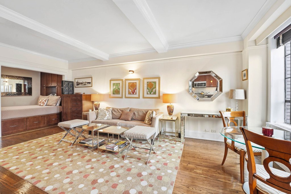 333 West 56th Street, Unit 2L photo 8
