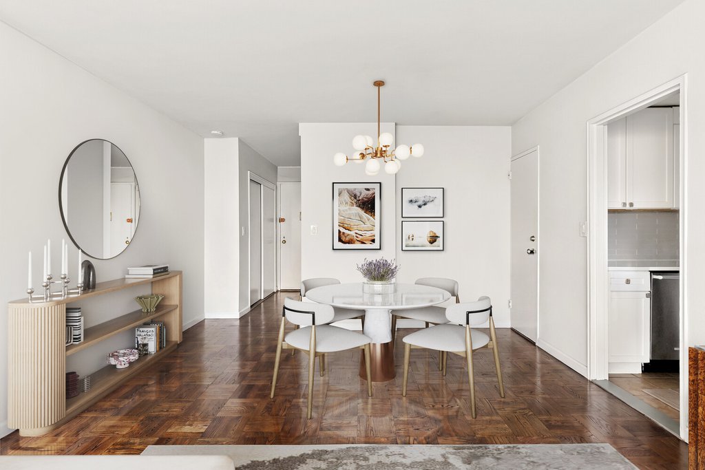 101 West 12th Street, Unit 11A photo 2