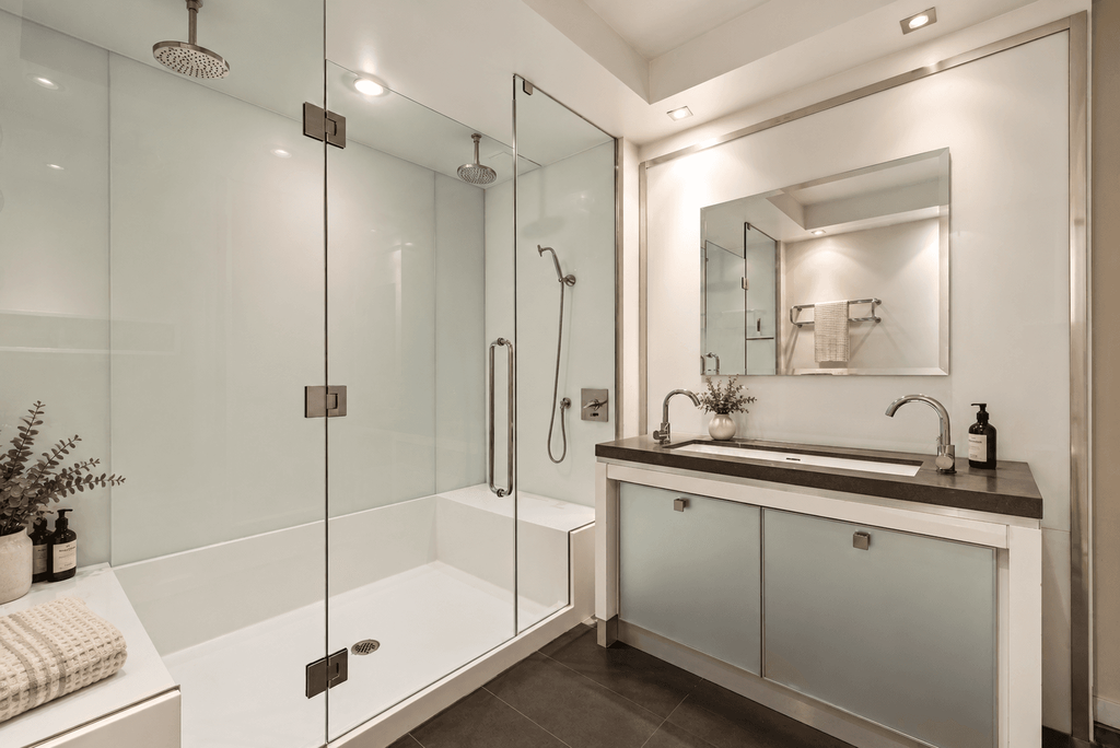444 West 19th Street, Unit 201 photo 6