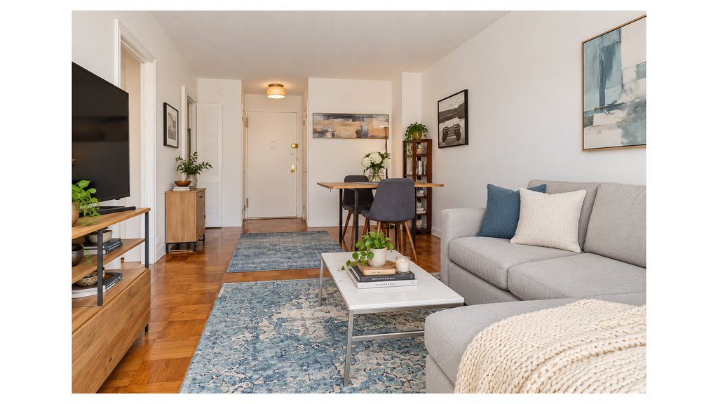 77 East 12th Street, Unit 9D photo 2