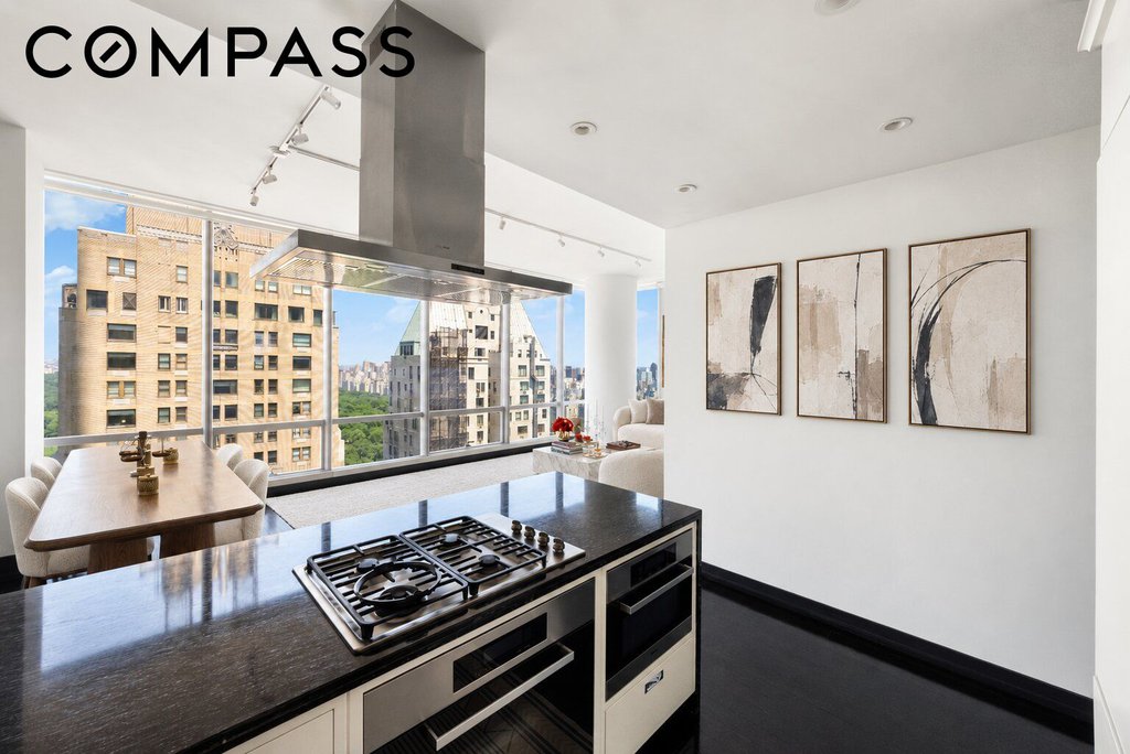 157 West 57th Street, Unit 39A photo 4