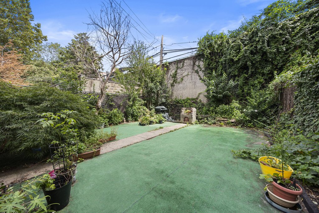 32-73 30th Street – For Sale photo 13