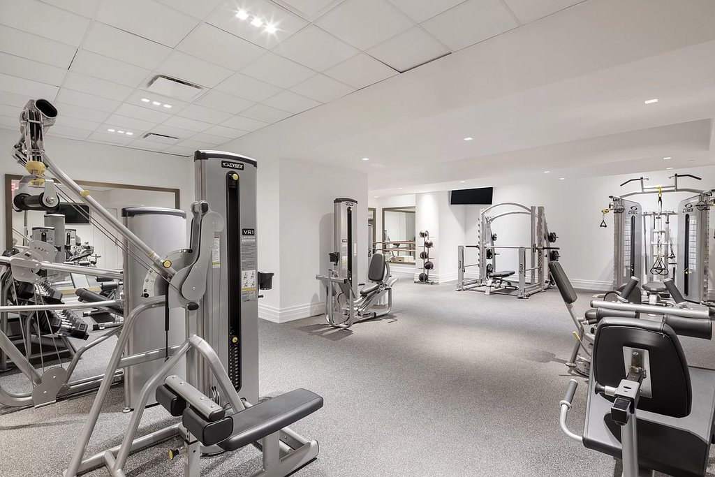 235 West 75th Street, Unit 510 photo 13